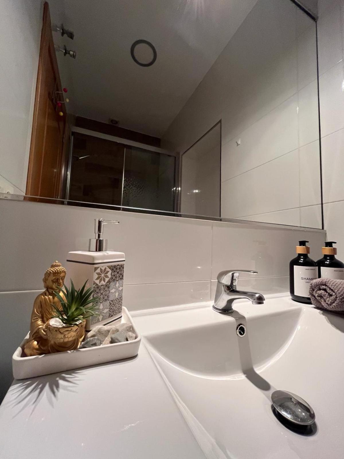 Home Suites Center Granada 2 Eksteriør billede