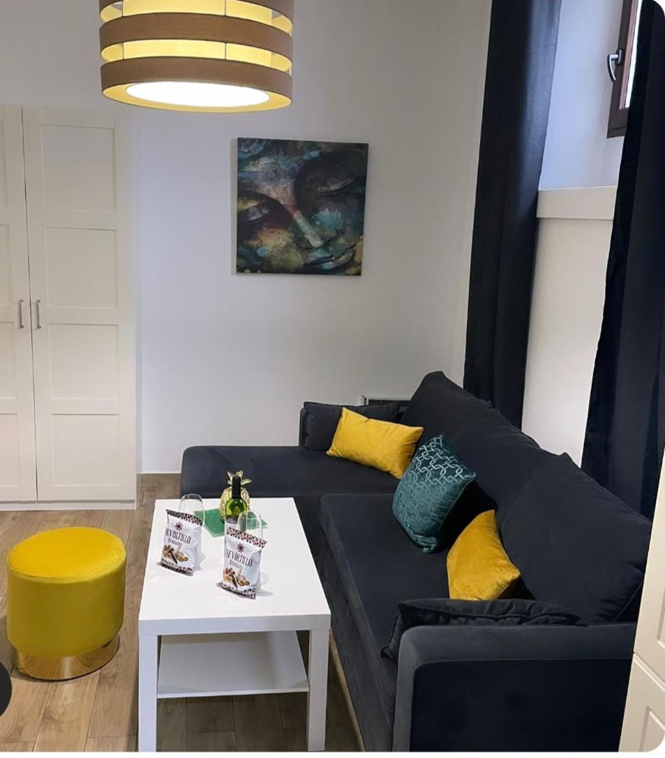 Home Suites Center Granada 2 Eksteriør billede